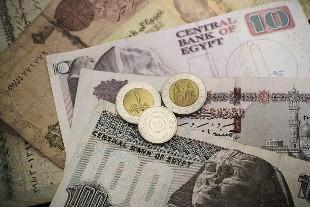 Con que moneda se paga en Egipto y cómo evitar problemas al viajar