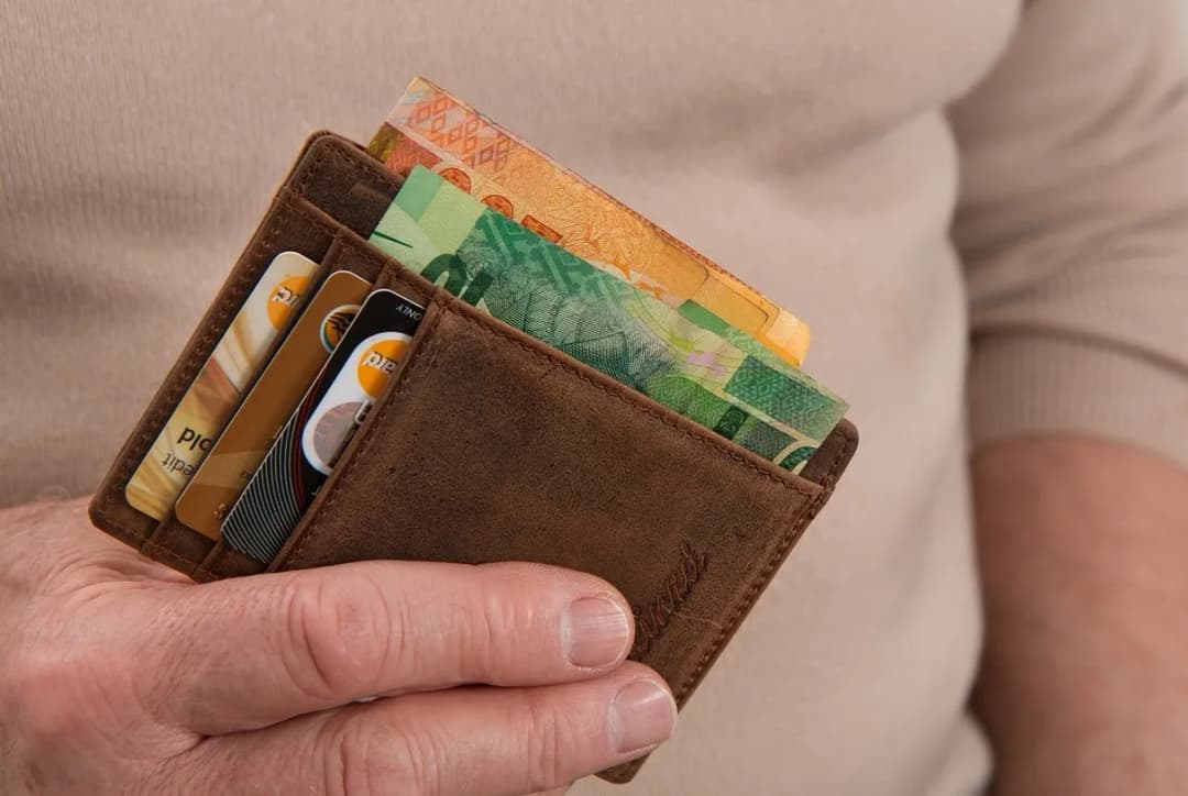 Con qué moneda se paga en Punta Cana y cómo evitar sorpresas